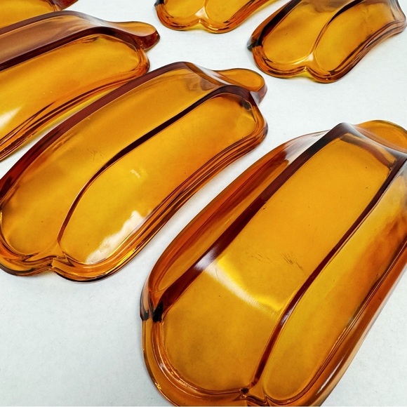 Indiana Glass - Amber Glass Banana Split Bowls Set of 6 - Picture 4 of 6